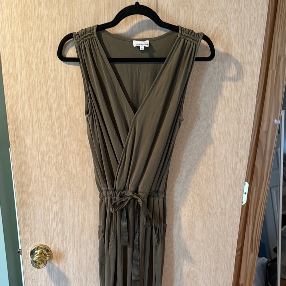 Green Sleeveless Tie Front Maxi jumpsuit